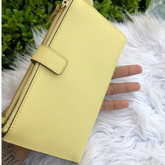 New Michael Kors Double Zip Wallet Yellow Buttercup - Picture 4 of 6